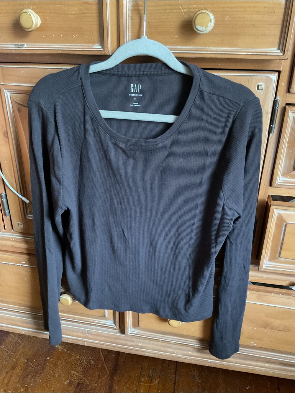 GAP Women's Long Sleeve Tee - Brown Cropped XL